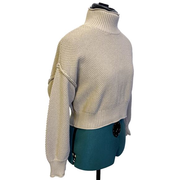 Free People Beach Chunky Cropped Sweater‎ Beige Long Sleeve Mock Neck XS - Picture 3 of 8